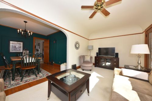 2475 68, Milwaukee WI 53219-1905 exterior