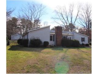 2819 Walter Dr, Concord, NC 28027-5566