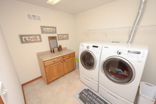 906 Plaintain Dr, Joliet IL 60431-7871 exterior