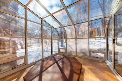 10430 Pne Rdg Rd, Milwaukee WI 53228-3236 exterior