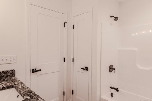 116 Laurel Dr, Killingly CT 06241-2218 exterior