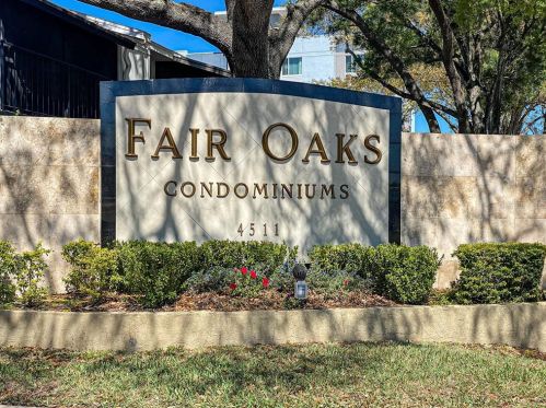 3815 Oak Dr, Tampa, FL 33611-2577