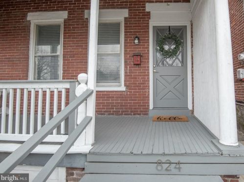 824 Chestnut St, Lancaster PA  17602-3128 exterior