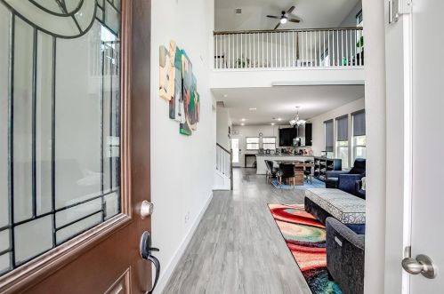 15912 Cadoz Dr, Austin TX  78728 exterior