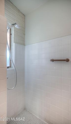 201 Irving Ave, Tucson AZ 85711-6239 exterior