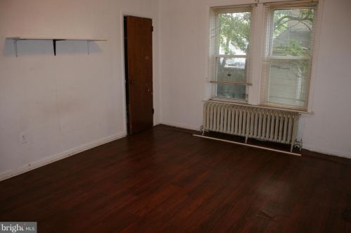 410 Jefferson Ave, Pottstown PA 19464-5329 exterior