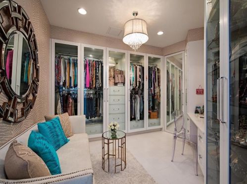 225 Conners Ave, Naples FL 34108-2152 exterior