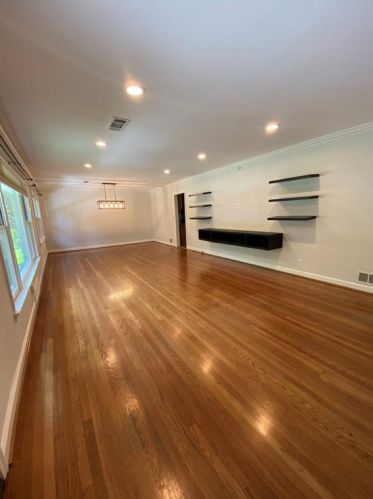 1414 Amanda Cir, Atlanta GA  30329-3318 exterior