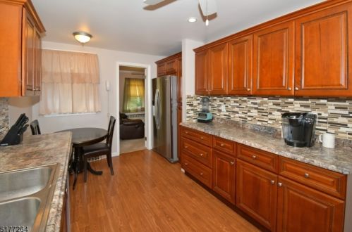 30 Essex St, Irvington NJ 07111-2265 exterior