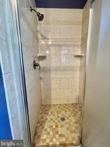 2020 Rowland St, Riverton NJ 08077-1858 exterior