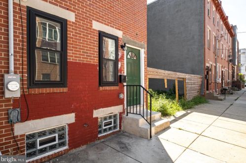 1725 Marshall St, Philadelphia PA 19120-0037 exterior