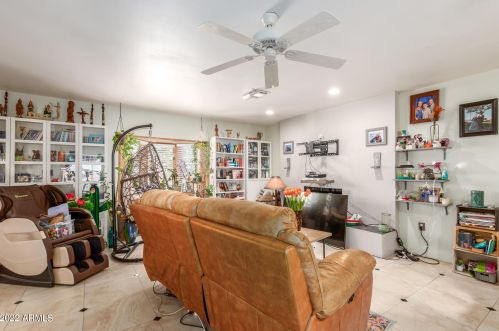 12602 37 Ave, Phoenix AZ 85053-4616 exterior