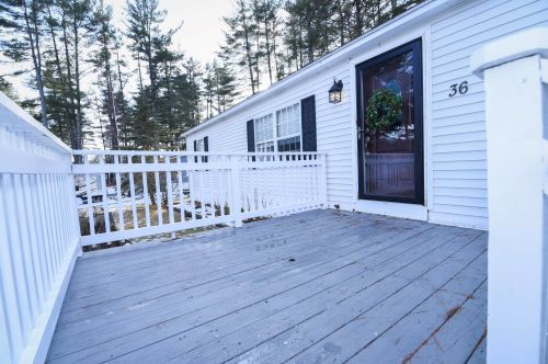 36 Melodie Ln, Barrington NH 03825-3633 exterior