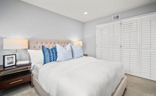 1871 Bryan Ave, Tustin CA 92780-4703 exterior