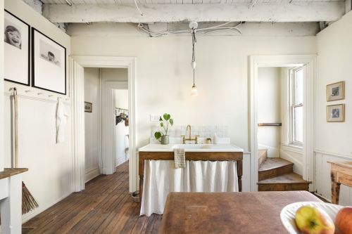 1426 Chateau St, Pittsburgh PA 15233-1242 exterior