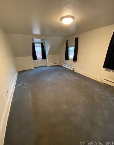 15 Anderson Rd, Norwalk CT 06851-2402 exterior