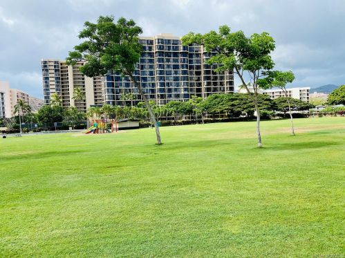 3230 Ala Ilima St, Honolulu HI  96818-2941 exterior