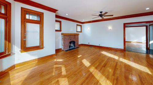 10643 Perry Ave, Chicago IL 60628-3428 exterior