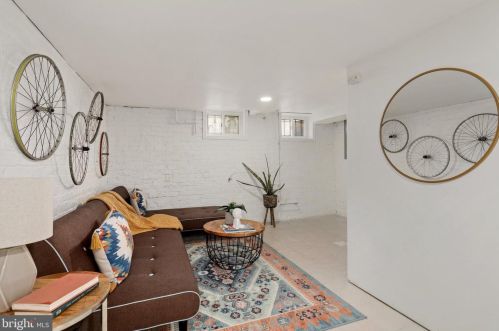 321 I St, Washington DC 20003-3470 exterior