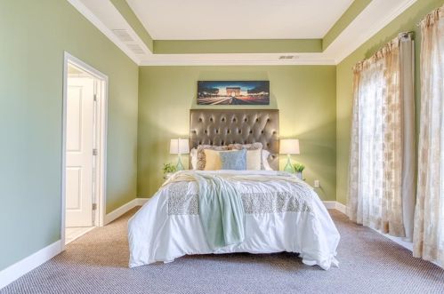 706 Cosmopolitan Dr, Atlanta GA 30324-3615 exterior