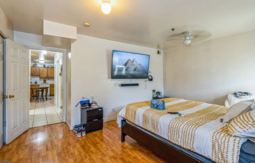 206 7th St, Newark NJ  07107-3611 exterior