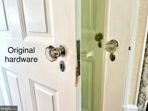 1318 Howard Ave, Primrose PA 17901-3418 exterior