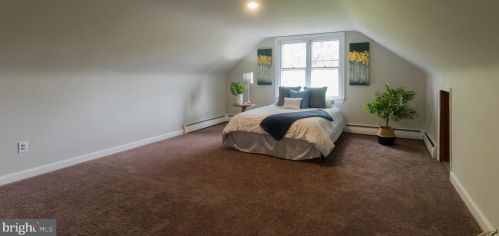 831 Hanover St, Pottstown PA  19464-4254 exterior