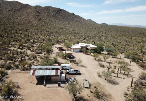 5665 Desert View Dr, Tucson, AZ 85743-8355