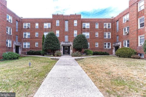 5200 Capitol St, Washington DC  20011-6741 exterior