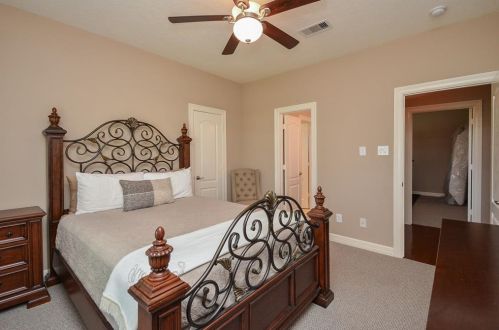 32727 Westminster Dr, Fulshear TX 77441-4097 exterior