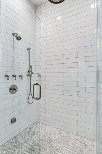 2734 Magnolia Ave, Chicago IL 60660-1909 exterior