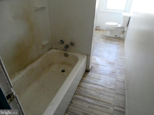 6801 Ditman St, Philadelphia PA 19135-2229 exterior