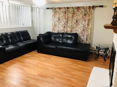 101 Hawkins St, Derby CT 06418-1508 exterior