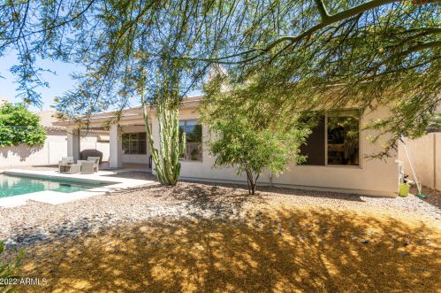1802 Mead Pl, Chandler AZ  85248-5435 exterior