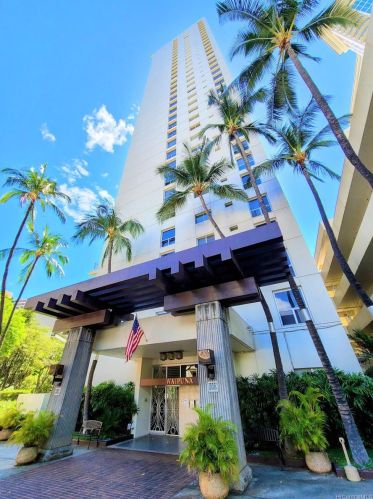 469 Ena Rd, Honolulu HI  96815-1749 exterior