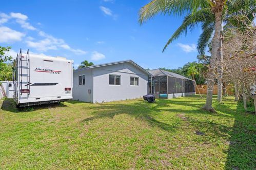 1544 13th Dr, Boca Raton FL  33486-5369 exterior