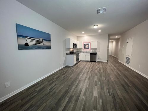 2520 18th St, Hempstead TX  77445-4050 exterior