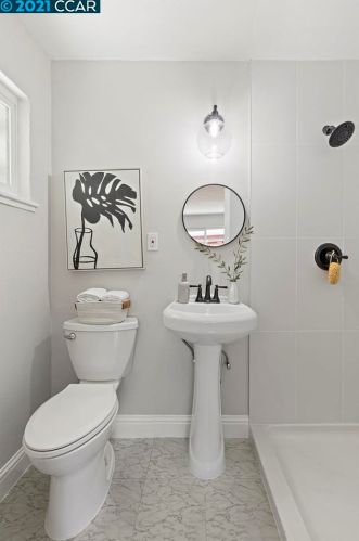 1325 Linden Dr, Concord CA  94520-4017 exterior