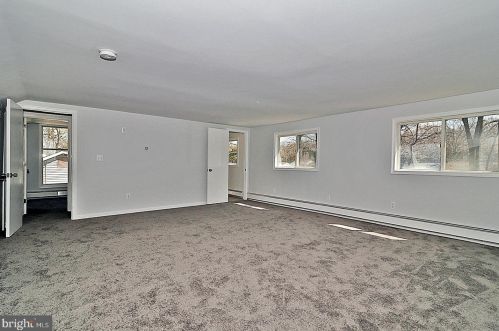 405 Conifer Dr, Lacey NJ  08731-1925 exterior