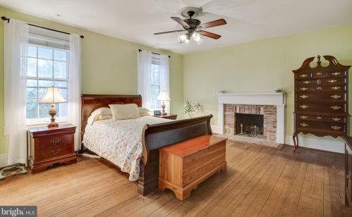 7940 Flint Hl Rd, Owings MD 20736-9128 exterior