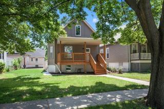 1706 Lake St, Evanston, IL 60201-4066