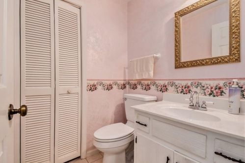 4092 Gladney Dr, Atlanta GA 30340-4720 exterior