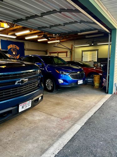 4645 68th St, Milwaukee WI  53220-3917 exterior