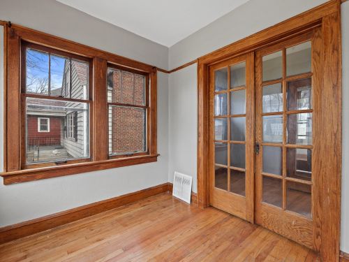 4866 37th St, Milwaukee WI  53221-2570 exterior