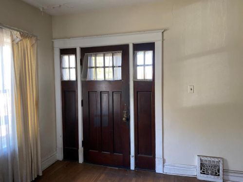 7324 Wellington Ave, Saint Louis MO 63130-1724 exterior