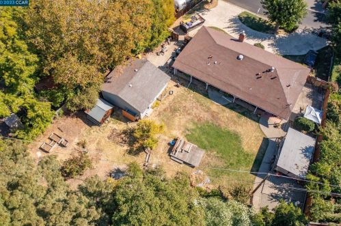 105 Marvin Dr, Concord CA 94523-4114 exterior