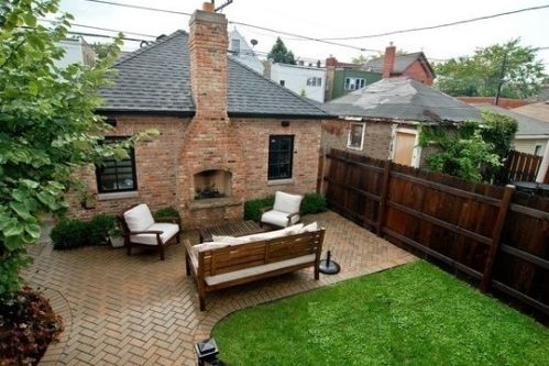 2111 Grace St, Chicago IL 60618-4901 exterior