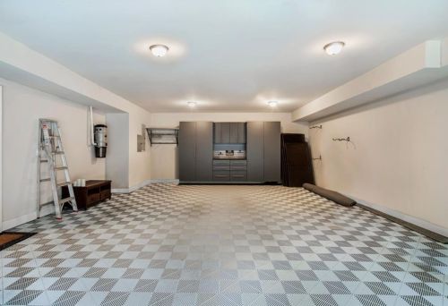 654 Kimberly Ln, Atlanta GA 30306-2224 exterior