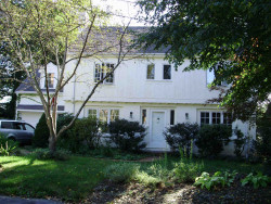 47 Kingswood Rd, Newton, MA 02466-1013