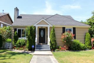 2855 13 Ave, Seattle WA  98144-5711 exterior